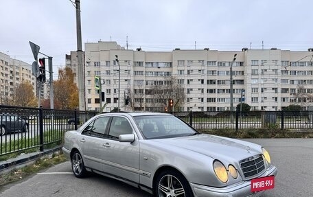 Mercedes-Benz E-Класс, 1996 год, 550 000 рублей, 8 фотография