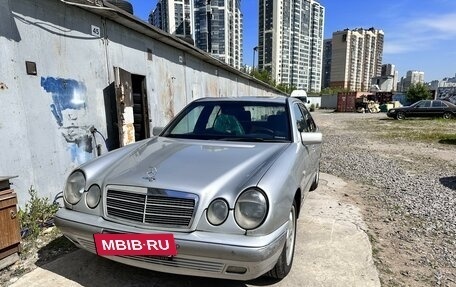 Mercedes-Benz E-Класс, 1996 год, 550 000 рублей, 31 фотография