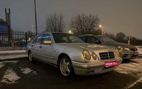 Mercedes-Benz E-Класс, 1996 год, 550 000 рублей, 38 фотография