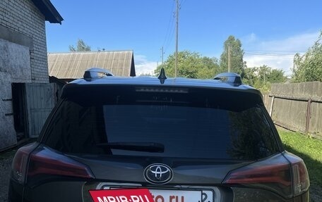 Toyota RAV4, 2017 год, 2 680 000 рублей, 4 фотография