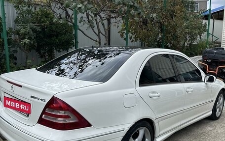 Mercedes-Benz C-Класс, 2005 год, 850 000 рублей, 4 фотография