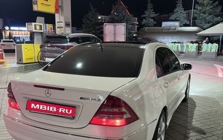 Mercedes-Benz C-Класс, 2005 год, 850 000 рублей, 23 фотография