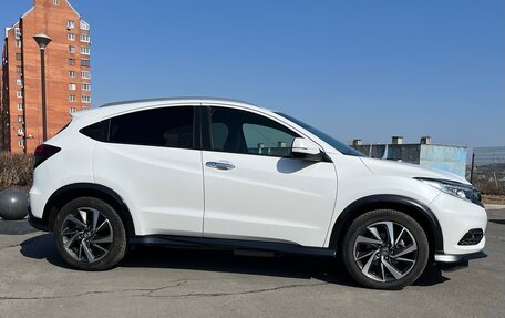 Honda Vezel, 2019 год, 2 395 000 рублей, 27 фотография