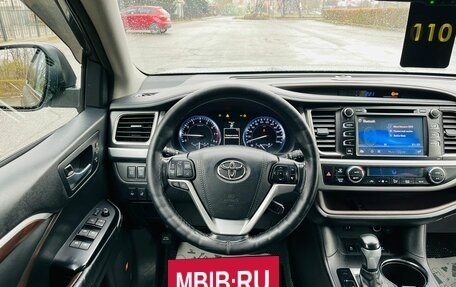 Toyota Highlander III, 2013 год, 3 149 000 рублей, 17 фотография