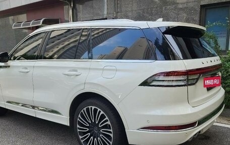 Lincoln Aviator II, 2021 год, 5 400 000 рублей, 4 фотография