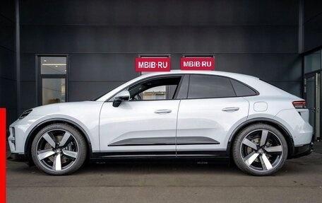 Porsche Macan, 2024 год, 17 000 000 рублей, 3 фотография