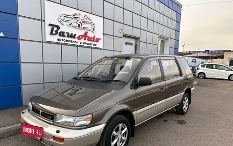 Mitsubishi Chariot III, 1994 год, 550 000 рублей, 16 фотография