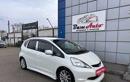 Honda Fit III, 2010 год, 890 000 рублей, 2 фотография