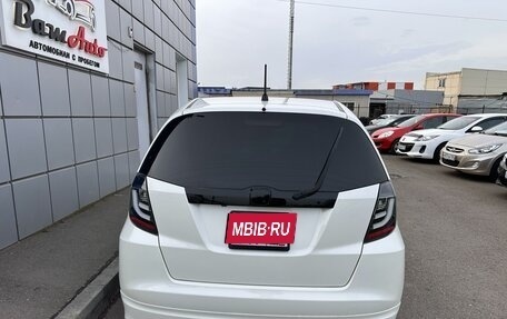 Honda Fit III, 2010 год, 890 000 рублей, 7 фотография