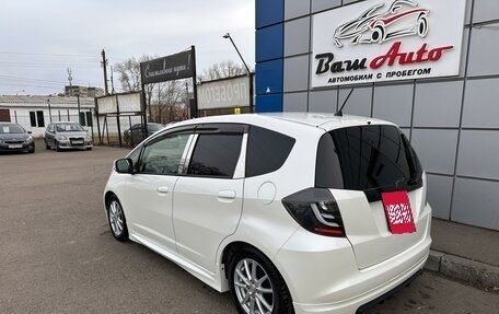 Honda Fit III, 2010 год, 890 000 рублей, 4 фотография