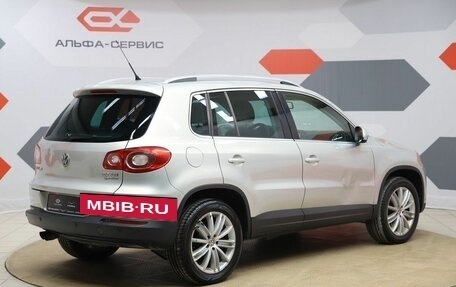 Volkswagen Tiguan I, 2010 год, 930 000 рублей, 5 фотография