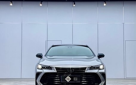 Toyota Avalon, 2021 год, 2 900 000 рублей, 2 фотография