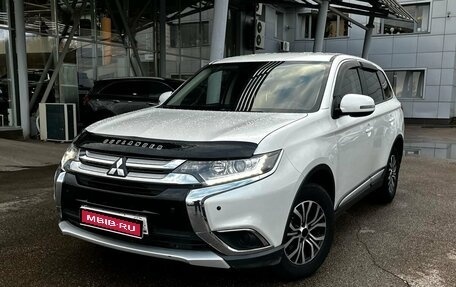 Mitsubishi Outlander III рестайлинг 3, 2018 год, 2 315 000 рублей, 1 фотография