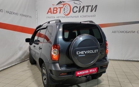 Chevrolet Niva I рестайлинг, 2020 год, 896 000 рублей, 5 фотография