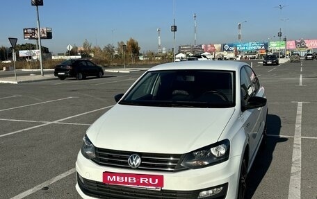 Volkswagen Polo VI (EU Market), 2017 год, 1 500 000 рублей, 2 фотография