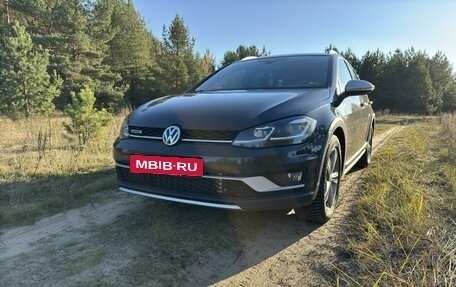 Volkswagen Golf VII, 2019 год, 2 520 000 рублей, 7 фотография