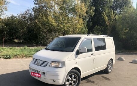 Volkswagen Transporter T5 рестайлинг, 2007 год, 890 000 рублей, 1 фотография