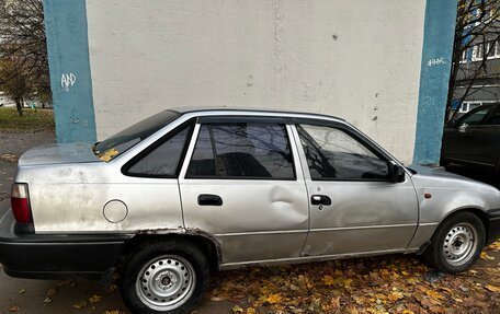 Daewoo Nexia I рестайлинг, 2000 год, 105 000 рублей, 3 фотография