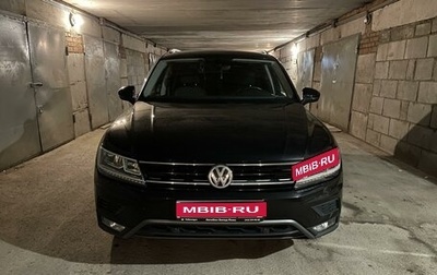 Volkswagen Tiguan II, 2019 год, 3 489 000 рублей, 1 фотография