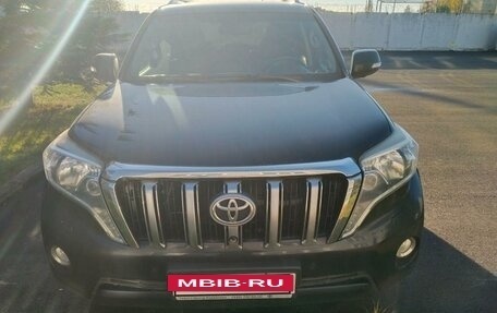 Toyota Land Cruiser Prado 150 рестайлинг 2, 2014 год, 3 500 000 рублей, 4 фотография