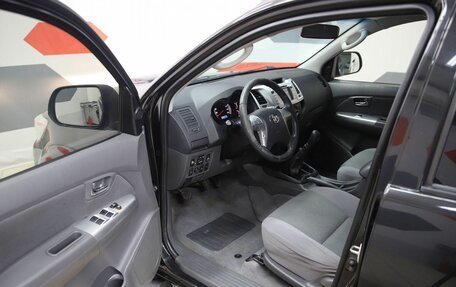 Toyota Hilux VII, 2012 год, 2 250 000 рублей, 12 фотография