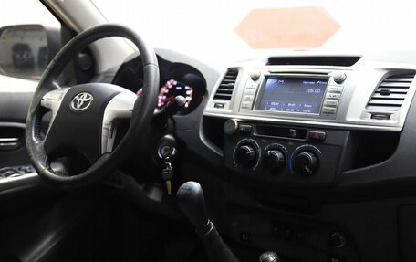 Toyota Hilux VII, 2012 год, 2 250 000 рублей, 14 фотография