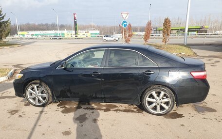 Toyota Camry, 2010 год, 1 450 000 рублей, 2 фотография