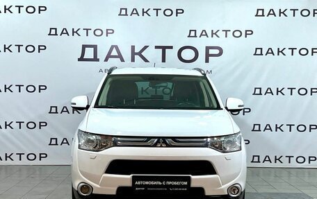 Mitsubishi Outlander III рестайлинг 3, 2013 год, 1 699 000 рублей, 2 фотография