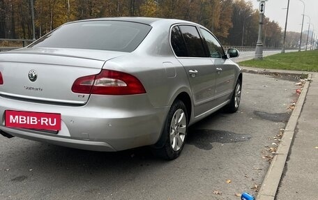 Skoda Superb III рестайлинг, 2011 год, 980 000 рублей, 4 фотография