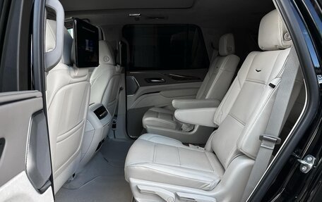 Cadillac Escalade V, 2024 год, 18 300 000 рублей, 25 фотография