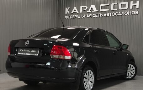 Volkswagen Polo VI (EU Market), 2011 год, 650 000 рублей, 2 фотография