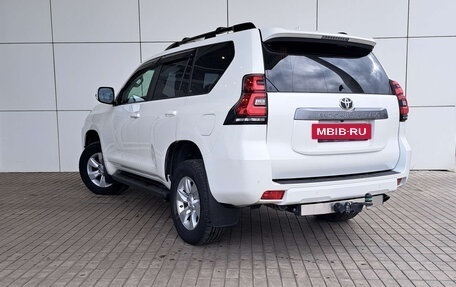 Toyota Land Cruiser Prado 150 рестайлинг 2, 2018 год, 4 949 000 рублей, 7 фотография