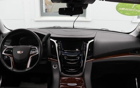 Cadillac Escalade IV, 2020 год, 7 999 000 рублей, 11 фотография