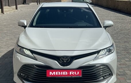 Toyota Camry, 2021 год, 4 000 000 рублей, 18 фотография