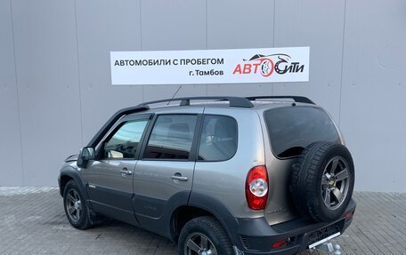 Chevrolet Niva I рестайлинг, 2017 год, 840 000 рублей, 5 фотография