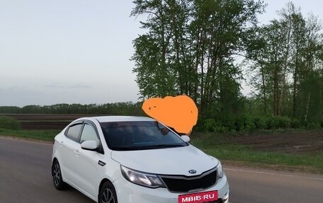 KIA Rio III рестайлинг, 2016 год, 700 000 рублей, 3 фотография