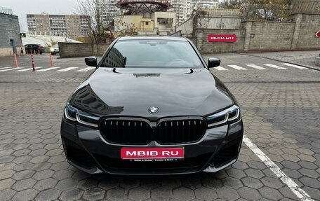 BMW 5 серия, 2020 год, 9 300 000 рублей, 1 фотография