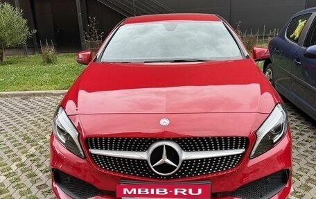 Mercedes-Benz A-Класс, 2015 год, 1 850 000 рублей, 2 фотография