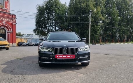 BMW 7 серия, 2016 год, 3 990 000 рублей, 8 фотография