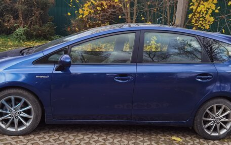 Toyota Prius v (+) I (ZVW40/41) рестайлинг, 2015 год, 1 500 000 рублей, 3 фотография