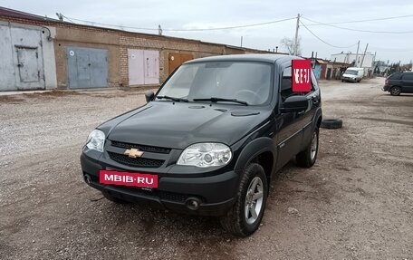 Chevrolet Niva I рестайлинг, 2018 год, 800 000 рублей, 8 фотография