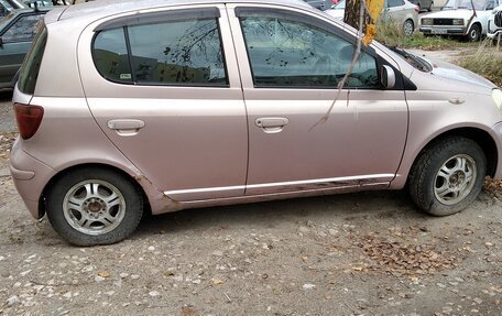 Toyota Vitz, 2002 год, 350 000 рублей, 3 фотография