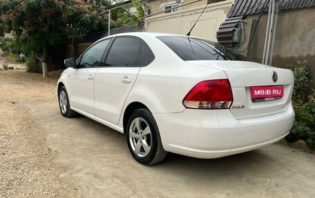 Volkswagen Polo VI (EU Market), 2013 год, 830 000 рублей, 1 фотография