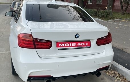 BMW 3 серия, 2014 год, 2 270 000 рублей, 21 фотография