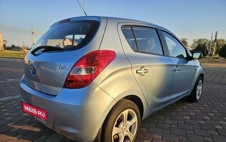 Hyundai i20 IB рестайлинг, 2010 год, 670 000 рублей, 11 фотография