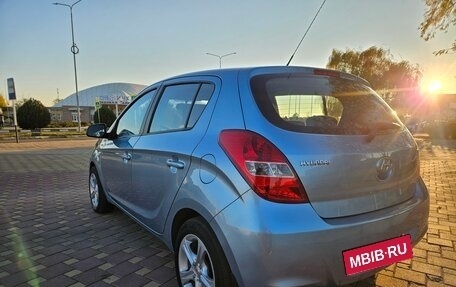 Hyundai i20 IB рестайлинг, 2010 год, 670 000 рублей, 12 фотография