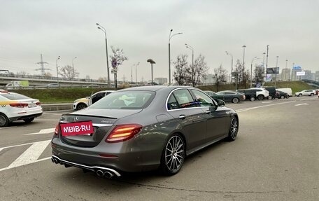 Mercedes-Benz E-Класс, 2019 год, 4 200 000 рублей, 4 фотография