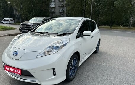 Nissan Leaf I, 2016 год, 970 000 рублей, 13 фотография