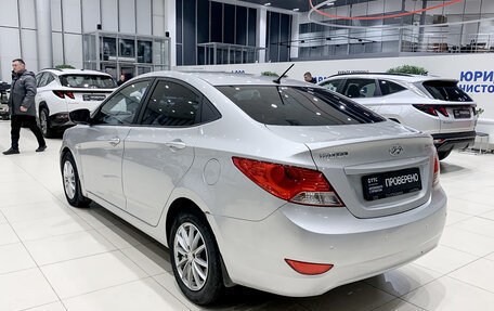 Hyundai Solaris II рестайлинг, 2013 год, 850 000 рублей, 7 фотография