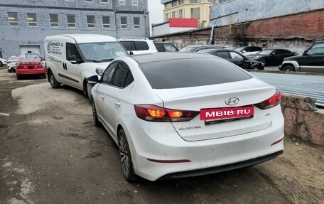 Hyundai Elantra VI рестайлинг, 2016 год, 1 450 000 рублей, 3 фотография